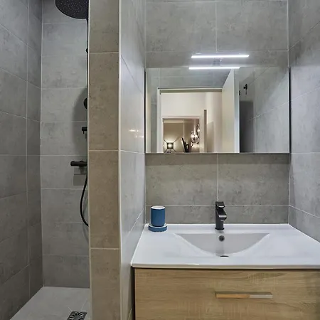 Appartement Center Of By Prestige Paris